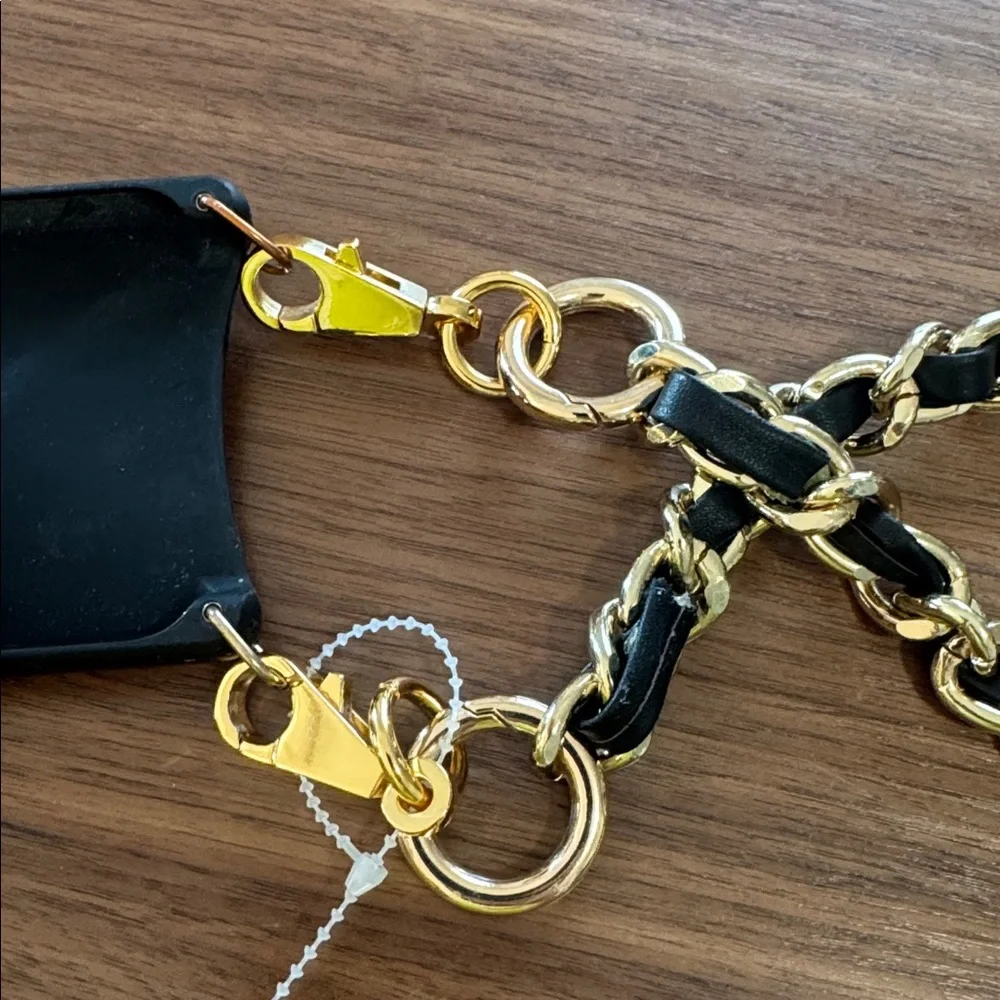Bandolier iPhone case - Picture 6 of 9